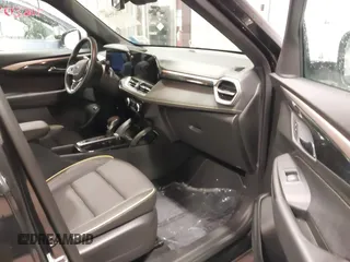 2024 Chevrolet TrailBlazer ACTIV with VIN KL79MSSL9RB093808, listed as a IAAI auction lot 41620550 with 11,899 mi miles and . Bid and sale history available at DreamBid. Image 5.
