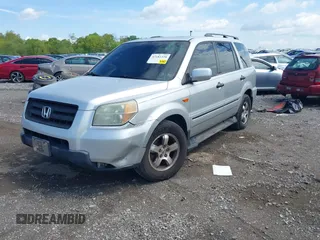 2006 Honda Pilot EX-L with VIN 2HKYF18596H563583, listed as a IAAI auction lot 42183326 with 181,665 mi miles and . Bid and sale history available at DreamBid. Image 17.