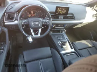 2020 Audi Q5 Premium with VIN WA1ANAFYXL2121727, listed as a Copart auction lot 43209445 with 51,845 mi miles and Salvage Title. Bid and sale history available at carsss.com. Image 8.