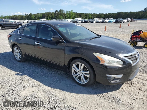 2013 Nissan Altima SL z VIN 1N4BL3AP2DC245146, wystawiony jako Copart lot #54586235 z przebiegiem 235 526 mil mil oraz Szkoda całkowita • Salvage title. Historia ofert i sprzedaży dostępna na DreamBid. Obrazek 4.