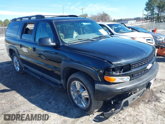 2002 Chevrolet Suburban Z71 with VIN 3GNFK16Z52G264577, listed as a IAAI auction lot 41581984 with 321,321 mi miles. Bid and sale history available at carsss.com. Image 1.