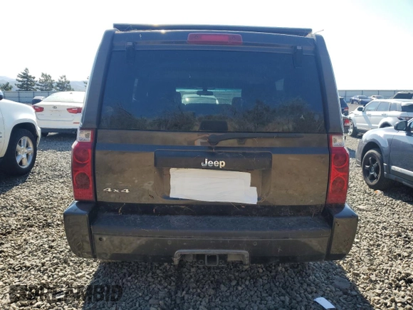 2006 Jeep Commander z VIN 1J8HG48N96C221151, wystawiony jako Copart lot #63063135 z przebiegiem Nie podano mil oraz Czysty tytuł • Clean title. Historia ofert i sprzedaży dostępna na DreamBid. Obrazek 6.