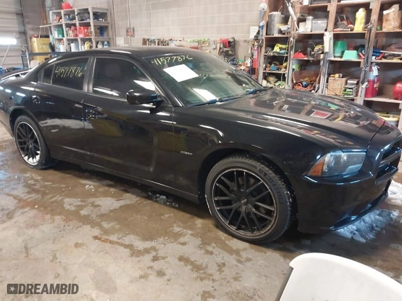 2011 Dodge Charger RT Max with VIN 2B3CM5CT1BH548996, listed as a IAAI auction lot 41577876 with 191,585 mi miles. Bid and sale history available at carsss.com. Image 1.