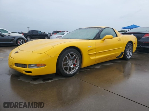 2002 Chevrolet Corvette Z06 with VIN 1G1YY12S025105250, listed as a Copart auction lot 74154304 with 0 mi miles and Salvage Title. Bid and sale history available at carsss.com. Image 1.