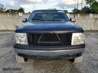 1999 Chevrolet Silverado 1500 LS with VIN 2GCEC19V3X1228154, listed as a Copart auction lot 80913744 with 280,554 mi miles and Salvage Title. Bid and sale history available at carsss.com. Image 5.