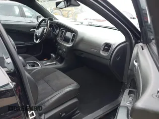 2019 Dodge Charger Scat Pack с VIN 2C3CDXGJ7KH717796, выставлен на аукционе IAAI как лот 42244154 с пробегом 84 385 миль миль и . История ставок и продаж доступна на DreamBid. Изображение 5.
