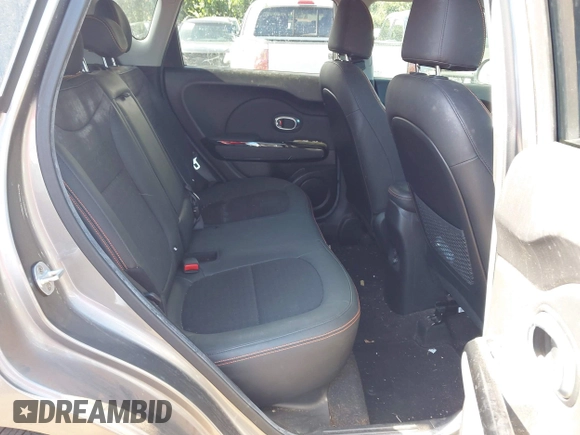 2018 Kia Soul ! with VIN KNDJX3AA5J7561683, listed as a IAAI auction lot 40957017 with 23,217 mi miles. Bid and sale history available at carsss.com. Image 8.