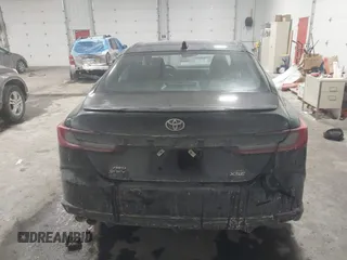 2025 Toyota Camry LE z VIN 4T1DBADK3SU509830, wystawiony jako IAAI lot #41642069 z przebiegiem 4 743 mil mil oraz . Historia ofert i sprzedaży dostępna na DreamBid. Obrazek 16.