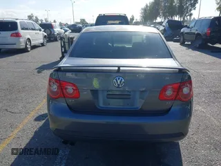 2005 Volkswagen Jetta 2.5L с VIN 3VWRG71K75M639246, выставлен на аукционе IAAI как лот 41937562 с пробегом 139 321 миль миль и . История ставок и продаж доступна на DreamBid. Изображение 16.