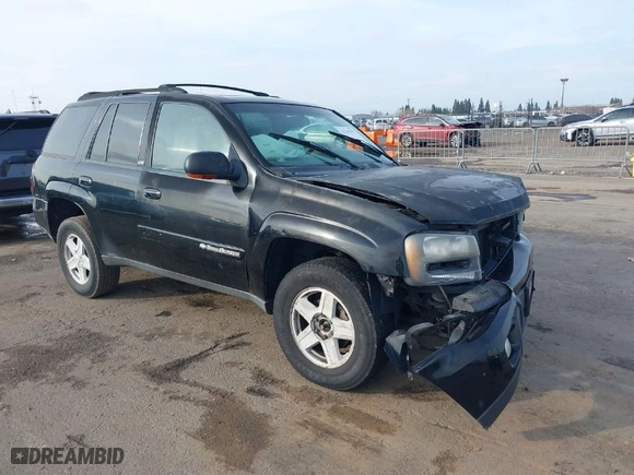 2002 Chevrolet TrailBlazer LS with VIN 1GNDT13S822269549, listed as a IAAI auction lot 41131532 with 286,570 mi miles. Bid and sale history available at carsss.com. Image 1.