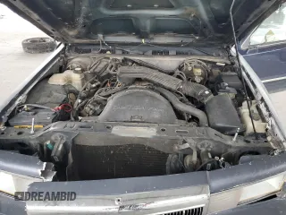 1995 Lincoln Town Car Signature z VIN 1LNLM82W0SY744473, wystawiony jako Copart lot #44752735 z przebiegiem Nie podano mil oraz Szkoda całkowita • Salvage title. Historia ofert i sprzedaży dostępna na DreamBid. Obrazek 12.