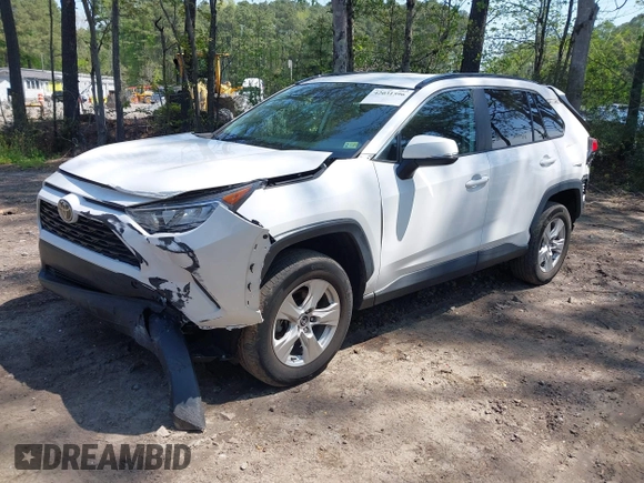 2021 Toyota RAV4 XLE z VIN 2T3W1RFV5MW118836, wystawiony jako IAAI lot #42031596 z przebiegiem 56 712 mil mil oraz . Historia ofert i sprzedaży dostępna na DreamBid. Obrazek 18.