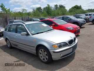 2002 BMW 3 Series 325xi z VIN WBAEP33422PF00009, wystawiony jako IAAI lot #42371590 z przebiegiem 361 936 mil mil oraz . Historia ofert i sprzedaży dostępna na DreamBid. Obrazek 1.