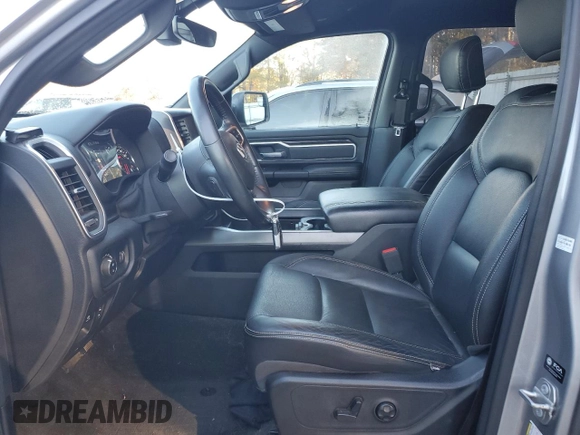 2021 Ram 1500 Lone Star с VIN 1C6RREFT8MN608991, выставлен на аукционе Copart как лот 82835944 с пробегом 36 065 миль миль и Списание • Salvage title. История ставок и продаж доступна на DreamBid. Изображение 7.