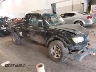 2002 Toyota Tacoma with VIN 5TEWN72N72Z892568, listed as a IAAI auction lot 41608256 with 312,504 mi miles and . Bid and sale history available at DreamBid. Image 1.
