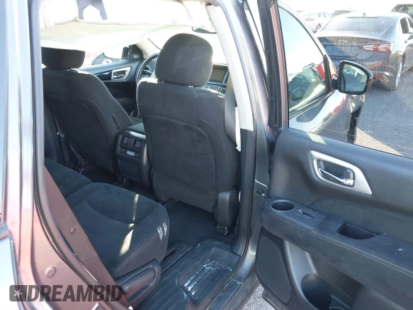 2016 Nissan Pathfinder Platinum with VIN 5N1AR2MMXGC629580, listed as a IAAI auction lot 40817601 with 106,046 mi miles and . Bid and sale history available at DreamBid. Image 8.
