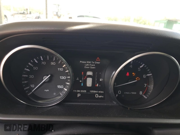 2014 Land Rover Range Rover Sport HSE with VIN SALWR2WF2EA347928, listed as a Copart auction lot 60738825 with 125,944 mi miles and Salvage title. Bid and sale history available at DreamBid. Image 9.