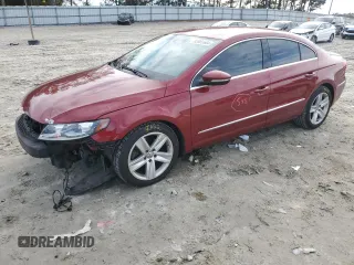 2013 Volkswagen CC Sport with VIN WVWBP7AN8DE568383, listed as a Copart auction lot 82881684 with 208,481 mi miles and Salvage Title. Bid and sale history available at carsss.com. Image 1.