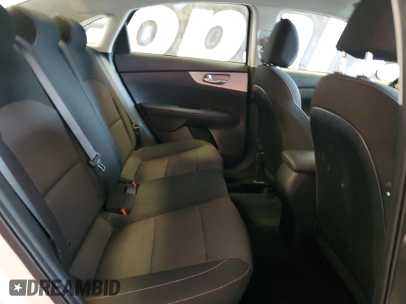 2024 Kia Forte LXS with VIN 3KPF24AD0RE733733, listed as a Copart auction lot 55706885 with 31,673 mi miles and Clean Title. Bid and sale history available at DreamBid. Image 10.