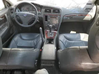 2007 Volvo S60 2.5L Turbo with VIN YV1RS592272635023, listed as a Copart auction lot 51464755 with 57,261 mi miles and Salvage Title. Bid and sale history available at carsss.com. Image 8.