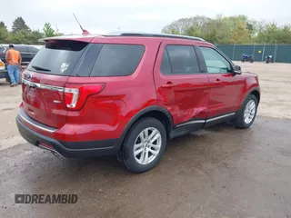 2018 Ford Explorer XLT z VIN 1FM5K8DH8JGA13677, wystawiony jako IAAI lot #42259550 z przebiegiem 71 257 mil mil oraz . Historia ofert i sprzedaży dostępna na DreamBid. Obrazek 4.