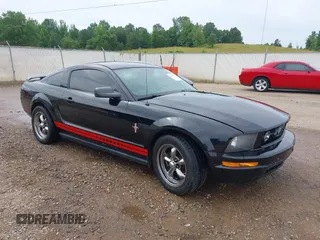 2006 Ford Mustang Standard with VIN 1ZVFT80N965157675, listed as a IAAI auction lot 42472331 with 153,220 mi miles and . Bid and sale history available at DreamBid. Image 1.