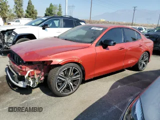 2019 Volvo S60 R-Design with VIN 7JRA22TM0KG001265, listed as a Copart auction lot 59937884 with 17,131 mi miles and Salvage Title. Bid and sale history available at carsss.com. Image 1.