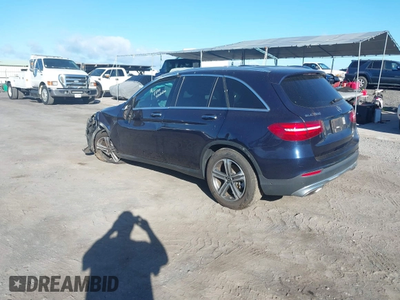 2019 Mercedes-Benz GLC with VIN WDC0G4KB8KF585423, listed as a IAAI auction lot 41254865 with Not Provided miles. Bid and sale history available at carsss.com. Image 3.