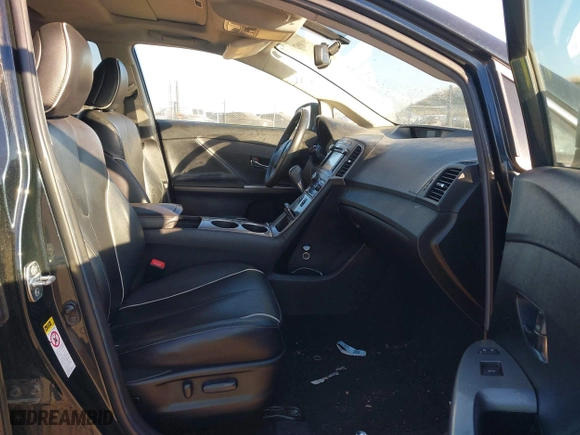 2013 Toyota Venza LE with VIN 4T3ZA3BB3DU073448, listed as a IAAI auction lot 41399298 with 207,429 mi miles. Bid and sale history available at carsss.com. Image 5.