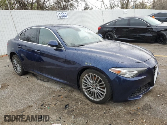 2018 Alfa Romeo Giulia Ti Lusso z VIN ZARFAEEN6J7565537, wystawiony jako Copart lot #49831095 z przebiegiem 71 881 mil mil oraz Szkoda całkowita • Salvage title. Historia ofert i sprzedaży dostępna na DreamBid. Obrazek 4.