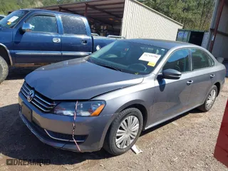 2015 Volkswagen Passat 1.8T S with VIN 1VWAT7A3XFC029796, listed as a IAAI auction lot 41719290 with 133,042 mi miles. Bid and sale history available at carsss.com. Image 14.