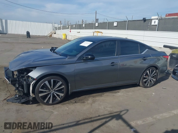 2020 Nissan Altima 2.5 SR with VIN 1N4BL4CV7LC260063, listed as a IAAI auction lot 41765219 with 83,847 mi miles. Bid and sale history available at carsss.com. Image 15.