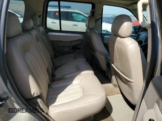 2005 Mercury Mountaineer Convenience z VIN 4M2DU86K65ZJ26504, wystawiony jako Copart lot #68130734 z przebiegiem 199 239 mil mil oraz Tytuł czysty. Historia ofert i sprzedaży dostępna na DreamBid. Obrazek 11.