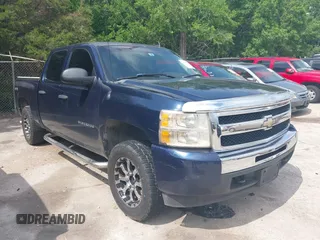 2010 Chevrolet Silverado 1500 LT with VIN 3GCRKSEA1AG223465, listed as a IAAI auction lot 42126593 with 196,338 mi miles and . Bid and sale history available at DreamBid. Image 1.