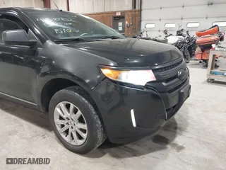 2011 Ford Edge SEL with VIN 2FMDK4JC1BBA17897, listed as a IAAI auction lot 41535952 with 157,502 mi miles. Bid and sale history available at carsss.com. Image 15.