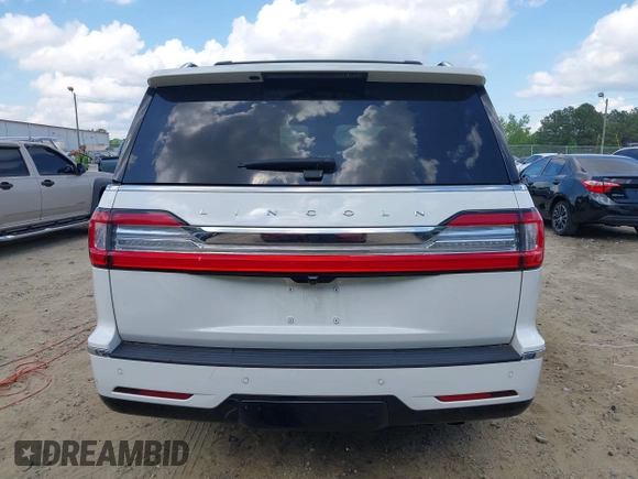 2020 Lincoln Navigator Reserve with VIN 5LMJJ2LT5LEL09160, listed as a IAAI auction lot 42114190 with 35,544 mi miles and . Bid and sale history available at DreamBid. Image 17.