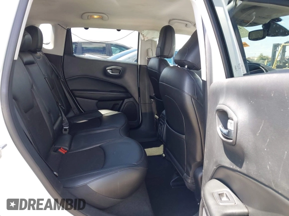 2021 Jeep Compass Latitude z VIN 3C4NJCBBXMT603940, wystawiony jako IAAI lot #42079547 z przebiegiem 70 076 mil mil oraz . Historia ofert i sprzedaży dostępna na DreamBid. Obrazek 8.