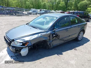 2010 Volvo S40 z VIN YV1390MS2A2489564, wystawiony jako IAAI lot #42225612 z przebiegiem 146 491 mil mil oraz . Historia ofert i sprzedaży dostępna na DreamBid. Obrazek 2.