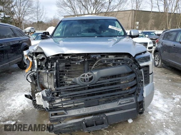 2022 Toyota Tundra 4WD SR5 with VIN 5TFLA5DB8NX049514, listed as a Copart auction lot 45870865 with 51,053 mi miles and Salvage Title. Bid and sale history available at carsss.com. Image 5.