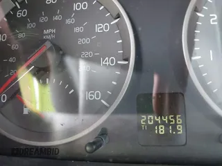 2006 Volvo S40 2.4L с VIN YV1MS382662222925, выставлен на аукционе IAAI как лот 42073893 с пробегом 204 456 миль миль и . История ставок и продаж доступна на DreamBid. Изображение 7.