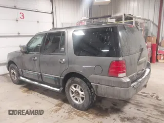 2004 Ford Expedition Special Service with VIN 1FMPU15L74LA92803, listed as a IAAI auction lot 41540002 with 312,510 mi miles. Bid and sale history available at carsss.com. Image 3.