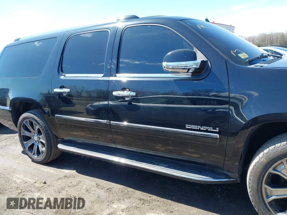 2011 GMC Yukon XL Denali with VIN 1GKS2MEF9BR175678, listed as a IAAI auction lot 41878478 with 226,715 mi miles. Bid and sale history available at carsss.com. Image 13.