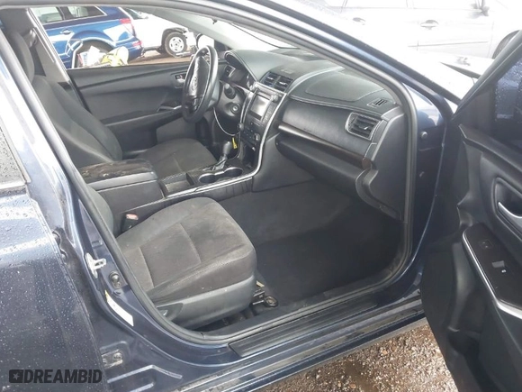 2017 Toyota Camry XLE with VIN 4T1BF1FK0HU630221, listed as a IAAI auction lot 41759442 with 142,665 mi miles. Bid and sale history available at carsss.com. Image 5.