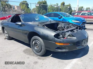 1998 Chevrolet Camaro Z28 z VIN 2G1FP22G8W2135660, wystawiony jako IAAI lot #41834670 z przebiegiem Nie podano mil oraz . Historia ofert i sprzedaży dostępna na DreamBid. Obrazek 1.