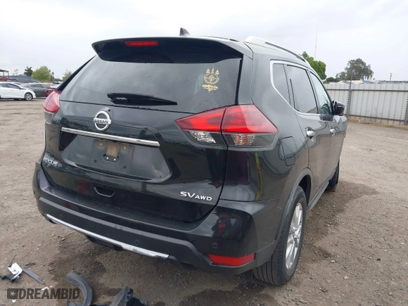 2020 Nissan Rogue SV with VIN JN8AT2MV8LW122981, listed as a IAAI auction lot 41895679 with 46,997 mi miles. Bid and sale history available at carsss.com. Image 4.