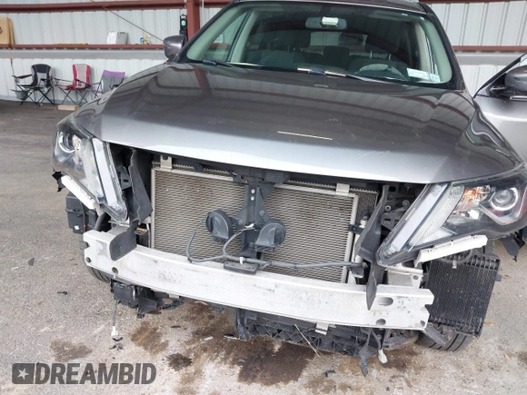 2020 Nissan Pathfinder SV with VIN 5N1DR2BM1LC589304, listed as a IAAI auction lot 42063818 with 96,135 mi miles. Bid and sale history available at carsss.com. Image 6.