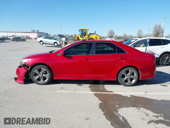2012 Toyota Camry SE with VIN 4T1BK1FK5CU521306, listed as a IAAI auction lot 41820580 with 167,355 mi miles. Bid and sale history available at carsss.com. Image 14.