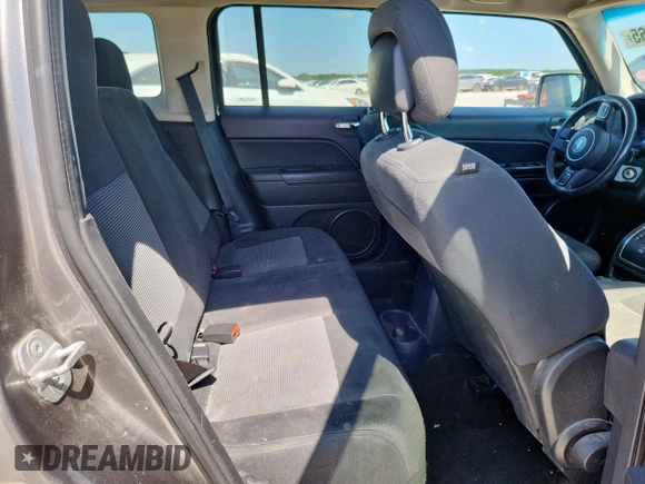 2014 Jeep Patriot High Altitude z VIN 1C4NJPFA3ED624371, wystawiony jako Copart lot #61250965 z przebiegiem 169 148 mil mil oraz Szkoda całkowita • Salvage title. Historia ofert i sprzedaży dostępna na DreamBid. Obrazek 11.
