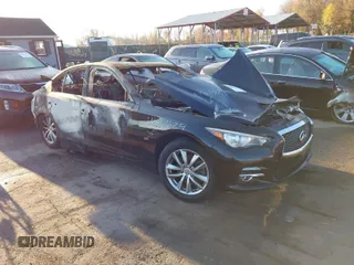 2017 Infiniti Q50 3.0t Premium with VIN JN1EV7AR9HM832263, listed as a IAAI auction lot 40868629 with 85,256 mi miles. Bid and sale history available at carsss.com. Image 1.