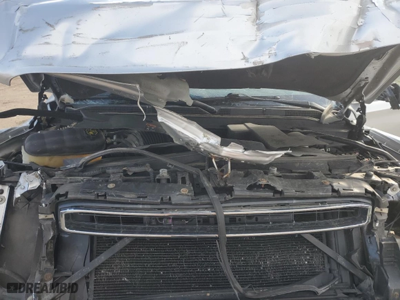 2016 GMC Yukon XL SLE with VIN 1GKS2FKC5GR352269, listed as a Copart auction lot 45784935 with 0 mi miles and Salvage Title. Bid and sale history available at carsss.com. Image 13.